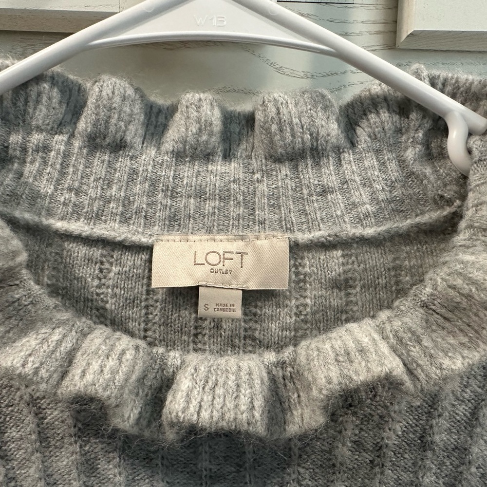 LOFT Light Gray Ribbed Ruffle-Neck Sweater - Picture 2 of 3
